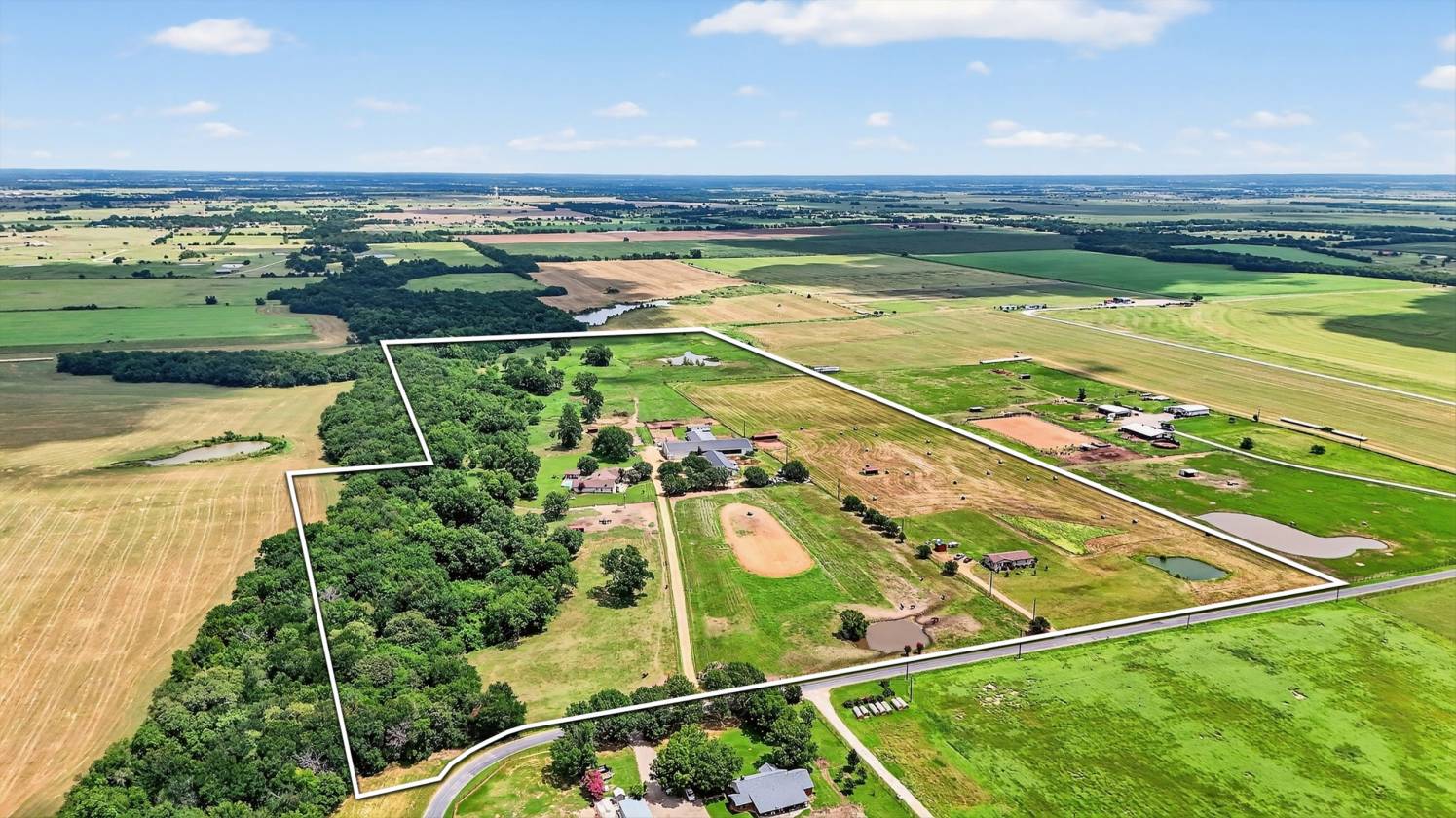 Horse Property for sale.