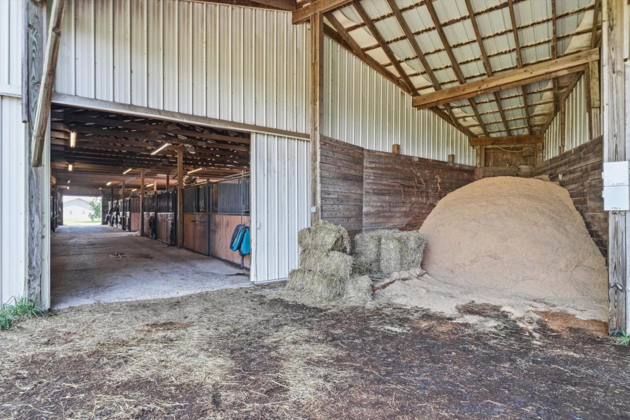 Commercial Horse Farm - photo 11