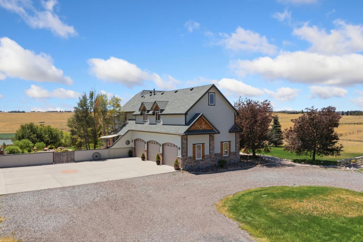 Luxury Equestrian Estate 14.3 Acres Fully Remodeled - photo 4