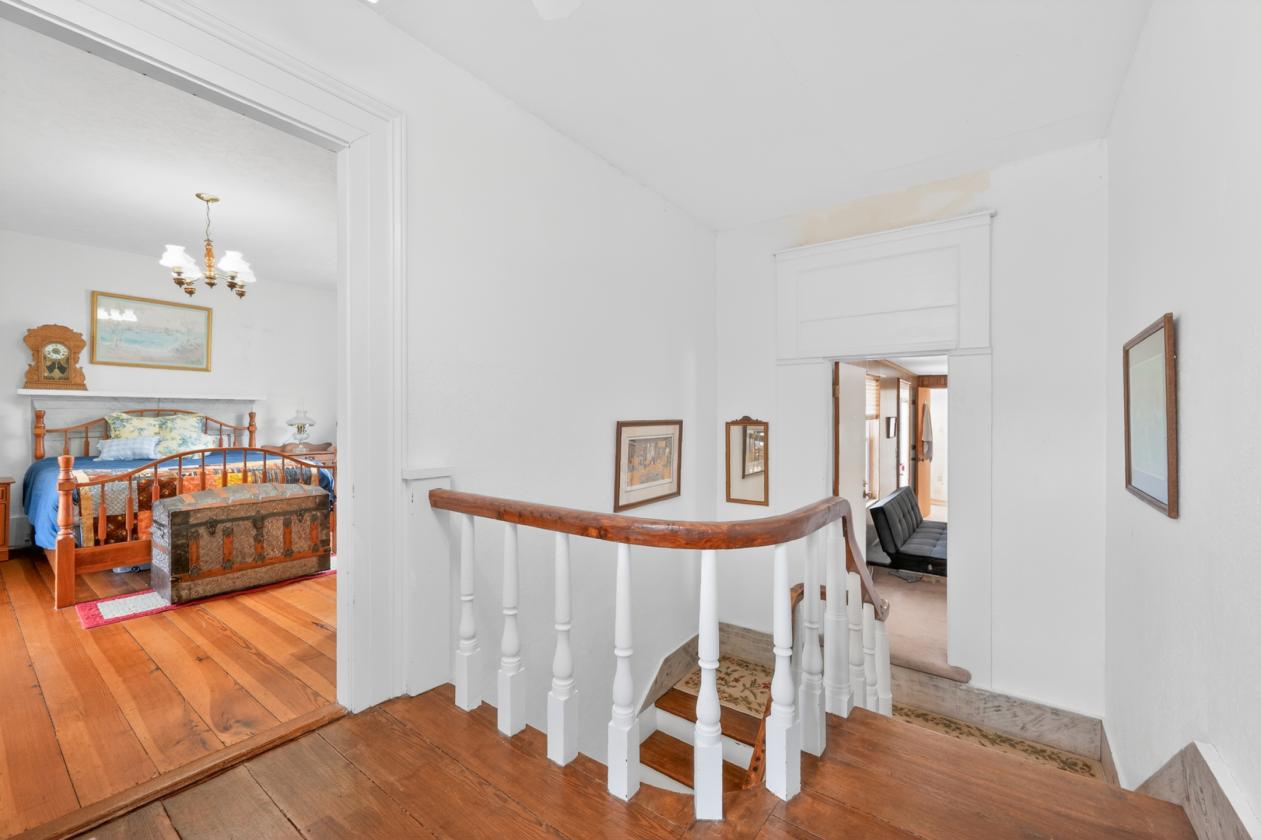 Equestrian Estate with Creeks and Views - photo 18