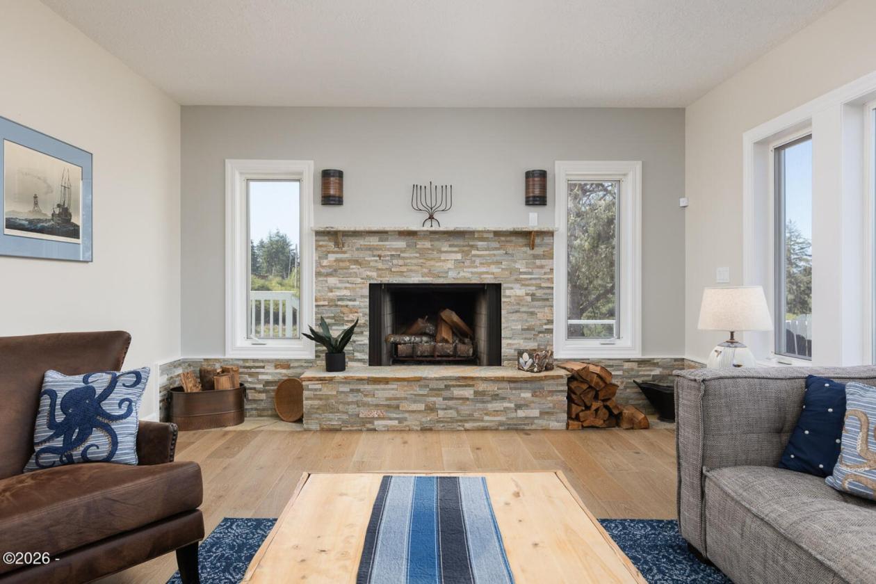Exceptional Oregon Coast Estate - photo 17