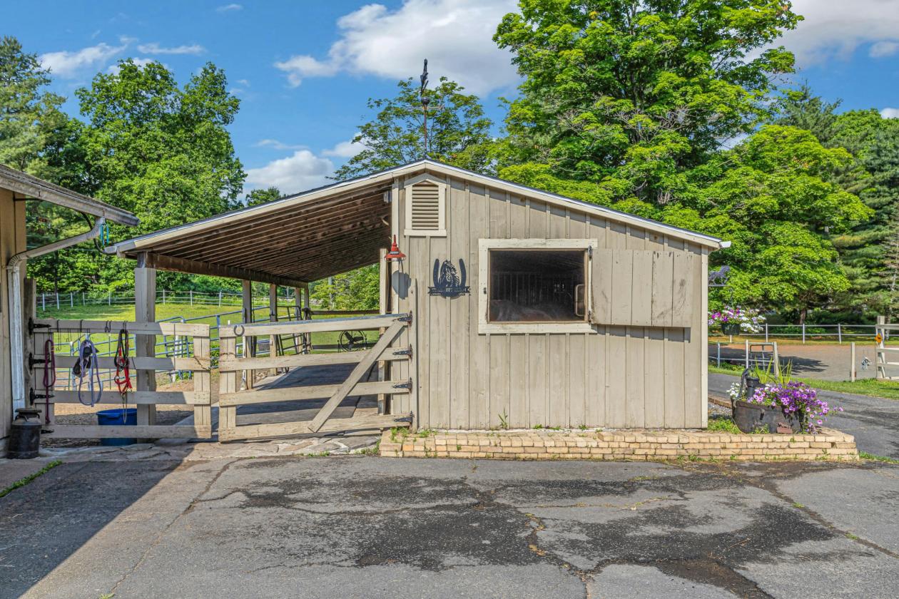 Income-Producing Equestrian Retreat! - photo 20