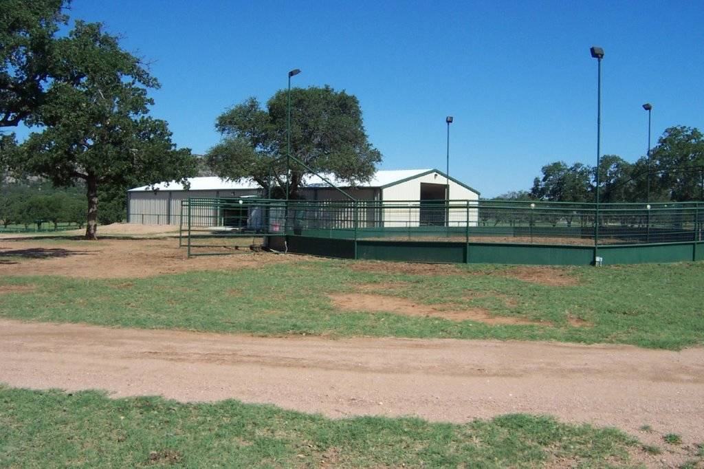 Manicured Horse/Cattle Ranch with Residence in the Texas Hill Country
