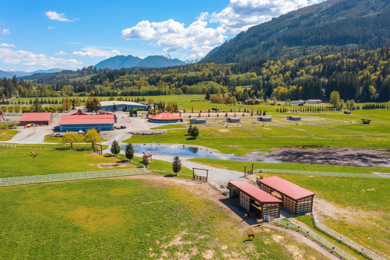 Rhodes River Ranch | A Legendary Equestrian Estate - photo 16