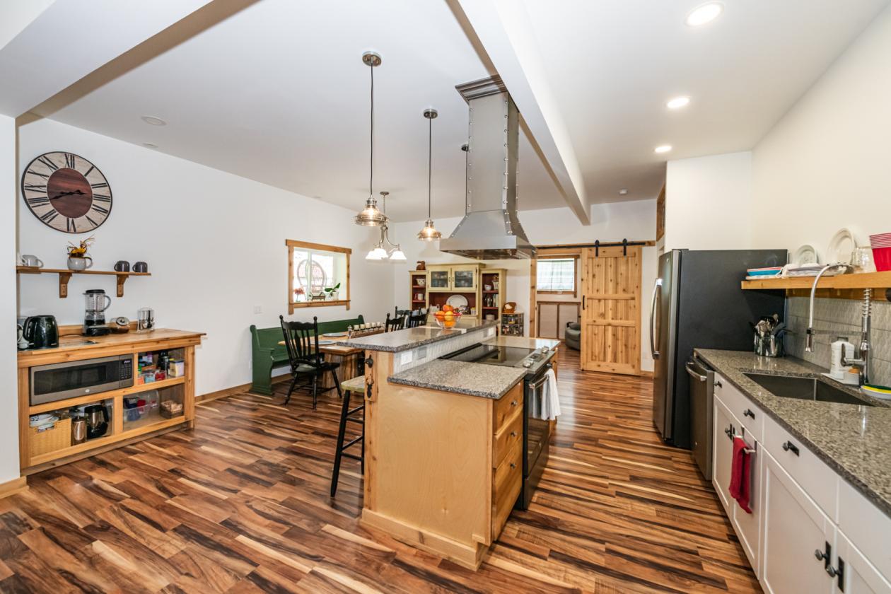 27 Acre Multi-generational Family Compound - photo 20