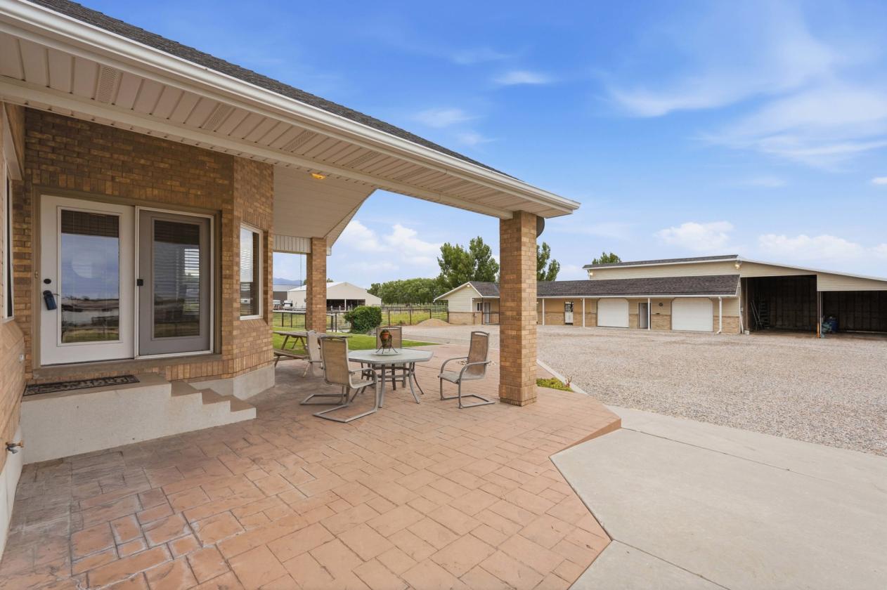 Horse Property with large arena and barn! - photo 13