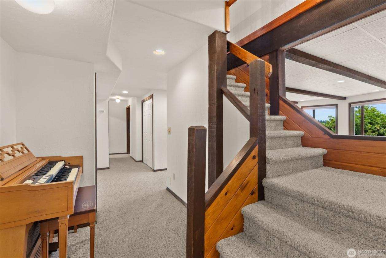 78-Acre Estate with Mountain Views & Orchard - photo 17