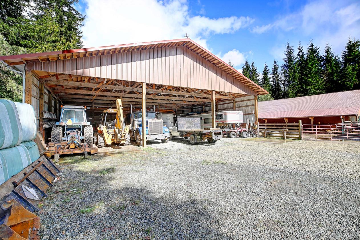 Whitehorse Area Farm - 7.61 acres + Arena - photo 16