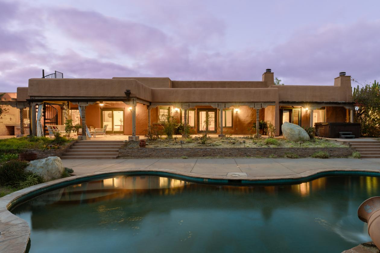 Rancho Santa Fe Lifestyle. County Freedom. No HOA. - photo 11