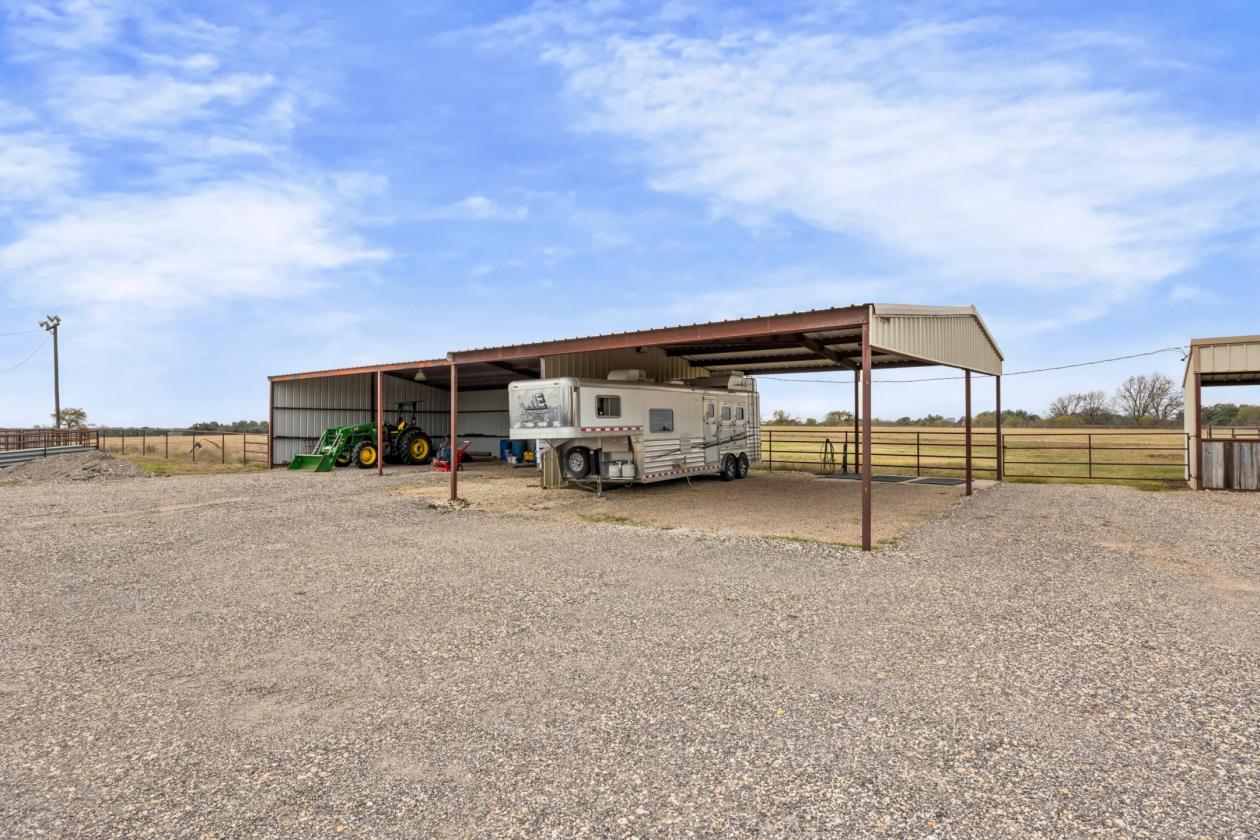 Central Texas Equestrian Estate - photo 9