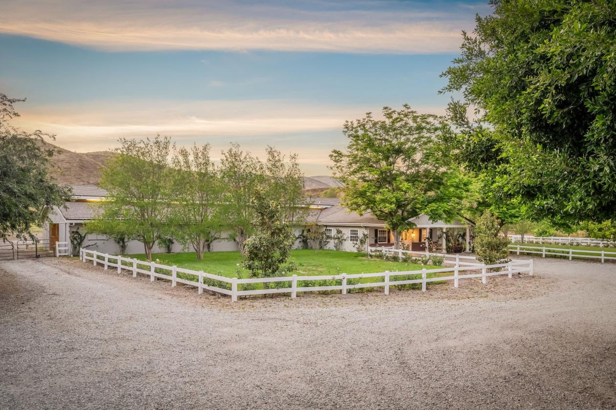 A Private Equestrian Sanctuary - photo 13