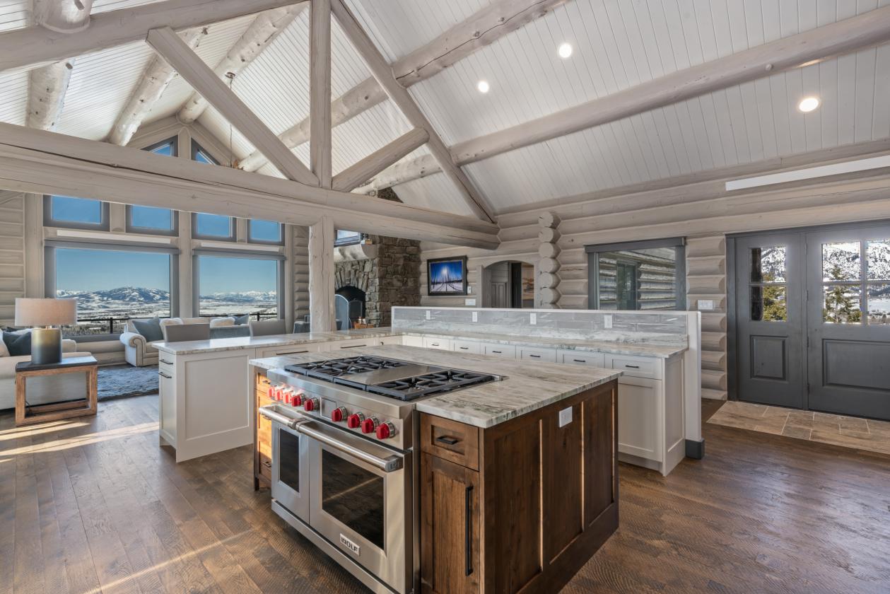 Elevated Mountain Living - photo 8