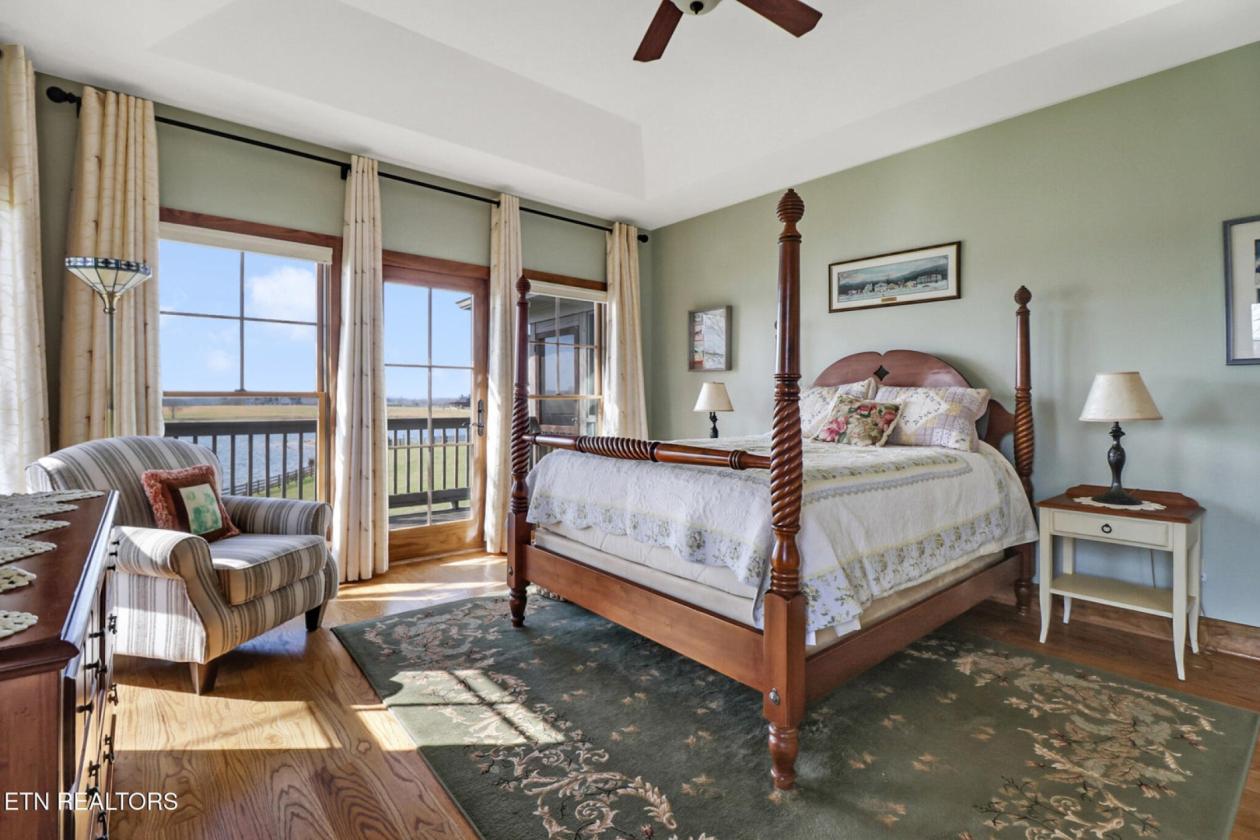 Lakefront Equestrian Estate - photo 15