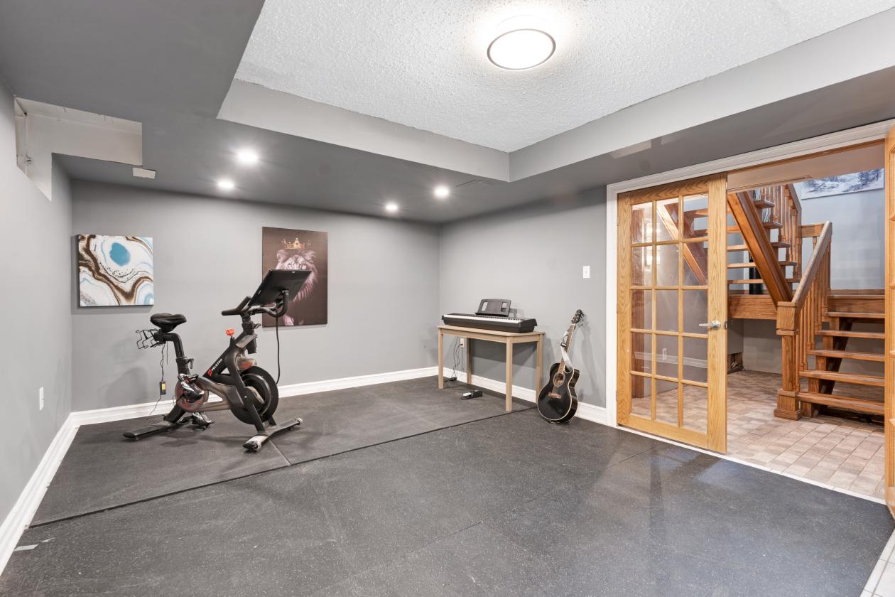 SURROUNDED BY VIBRANT EQUESTRIAN COMMUNITY - photo 24