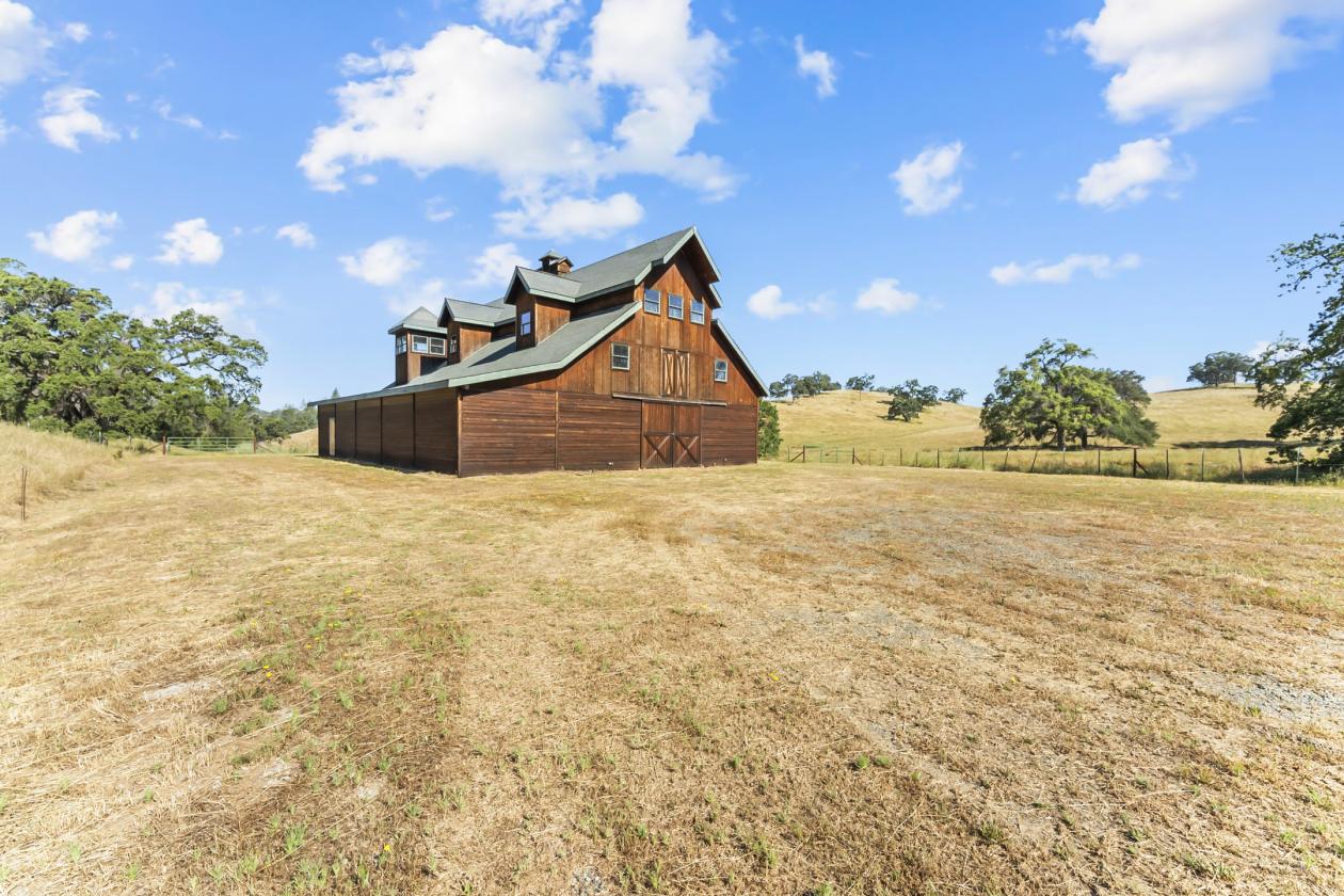 Amoruso Ranch - photo 6