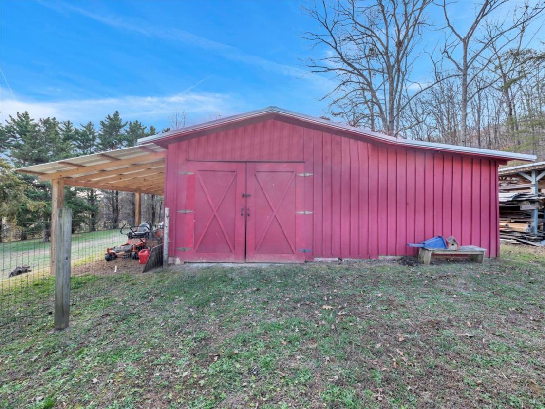 32-acre Mountain Sanctuary - photo 4
