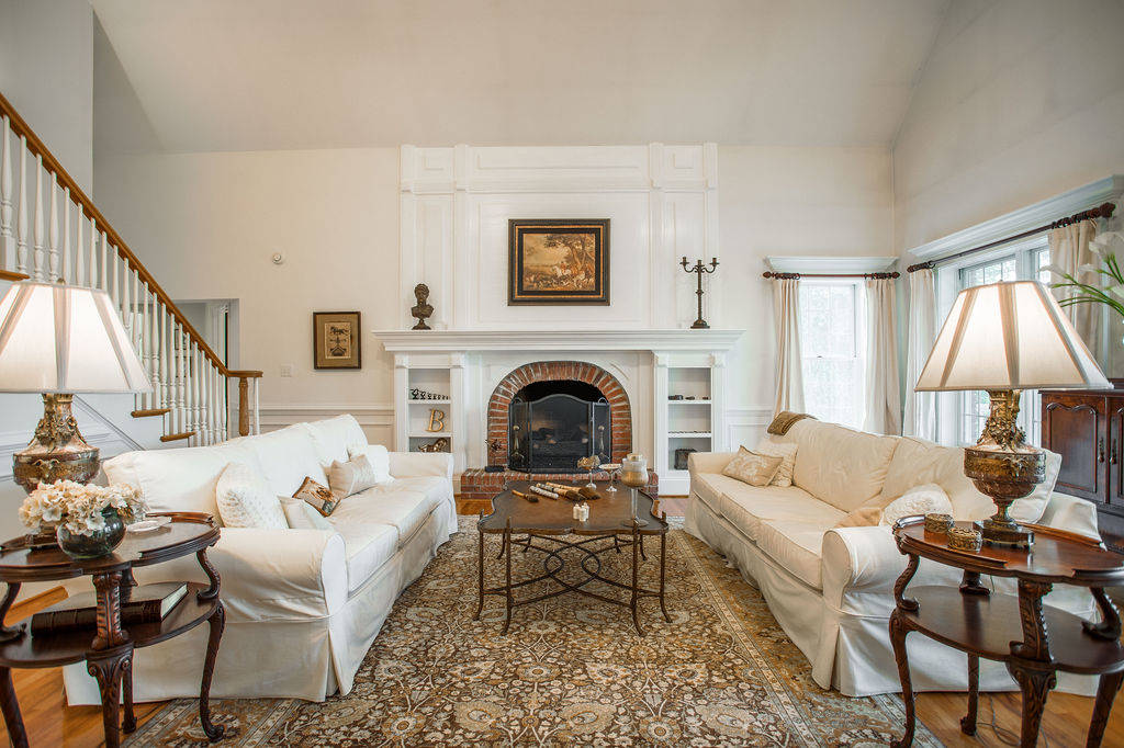 31 ACRE ESTATE WITH EQUESTRIAN AMENITIES AND INCREDIBLE MOUNTAIN VIEWS Landrum, Greenville