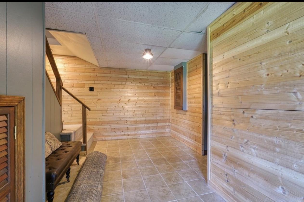 Beautiful Equestrian Property - photo 20