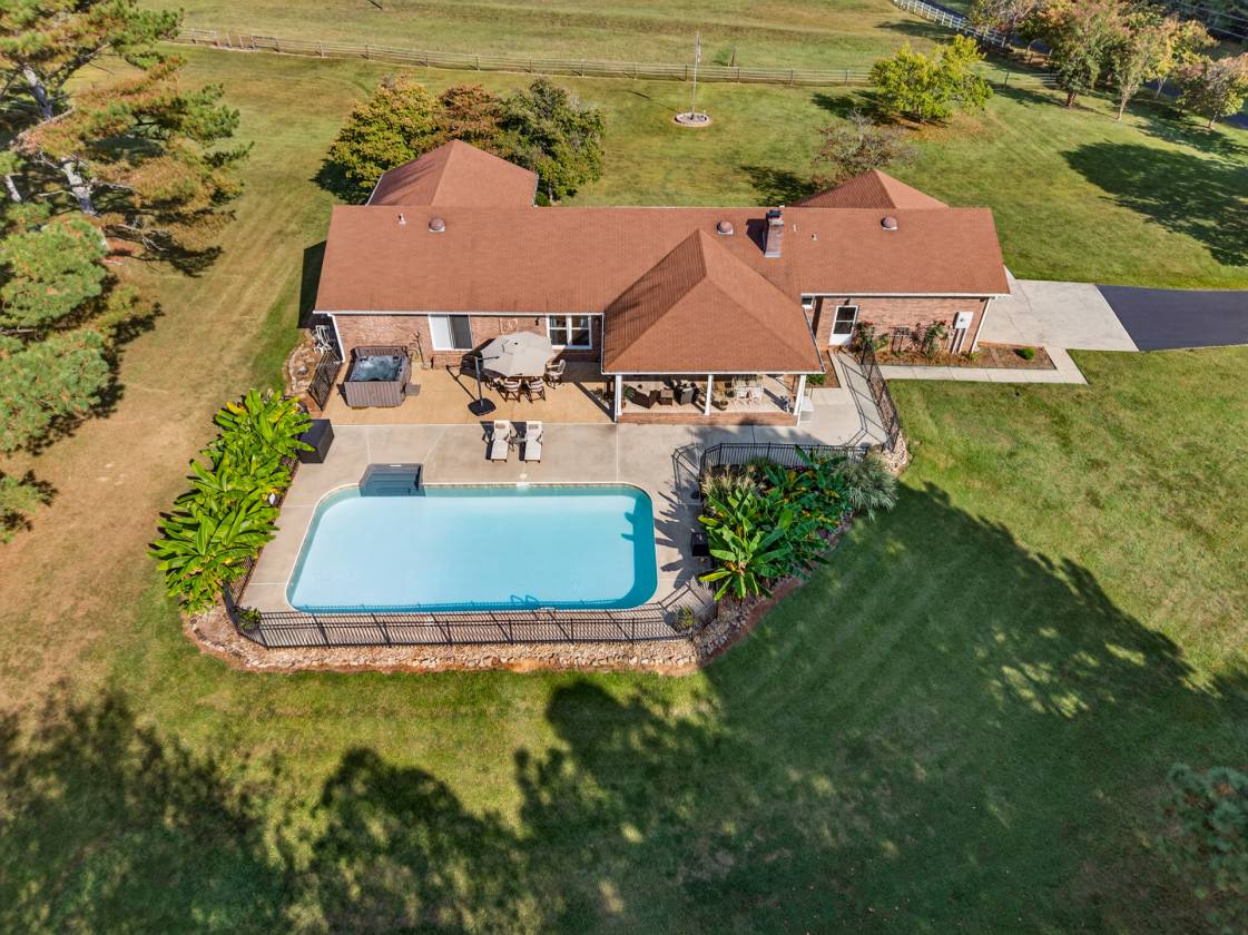 Horse Property for sale.