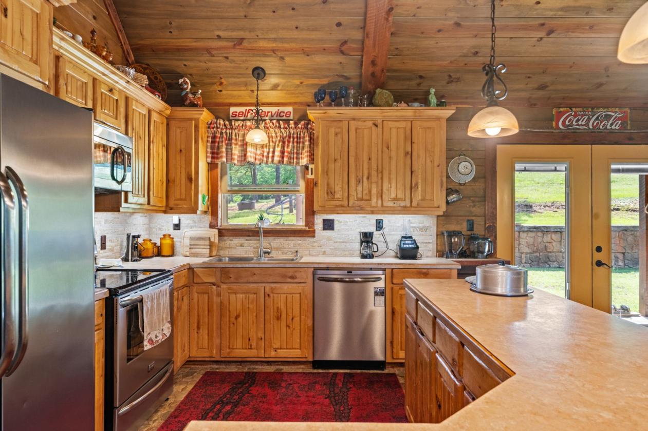Equestrian Property Bordering National Forest - photo 9