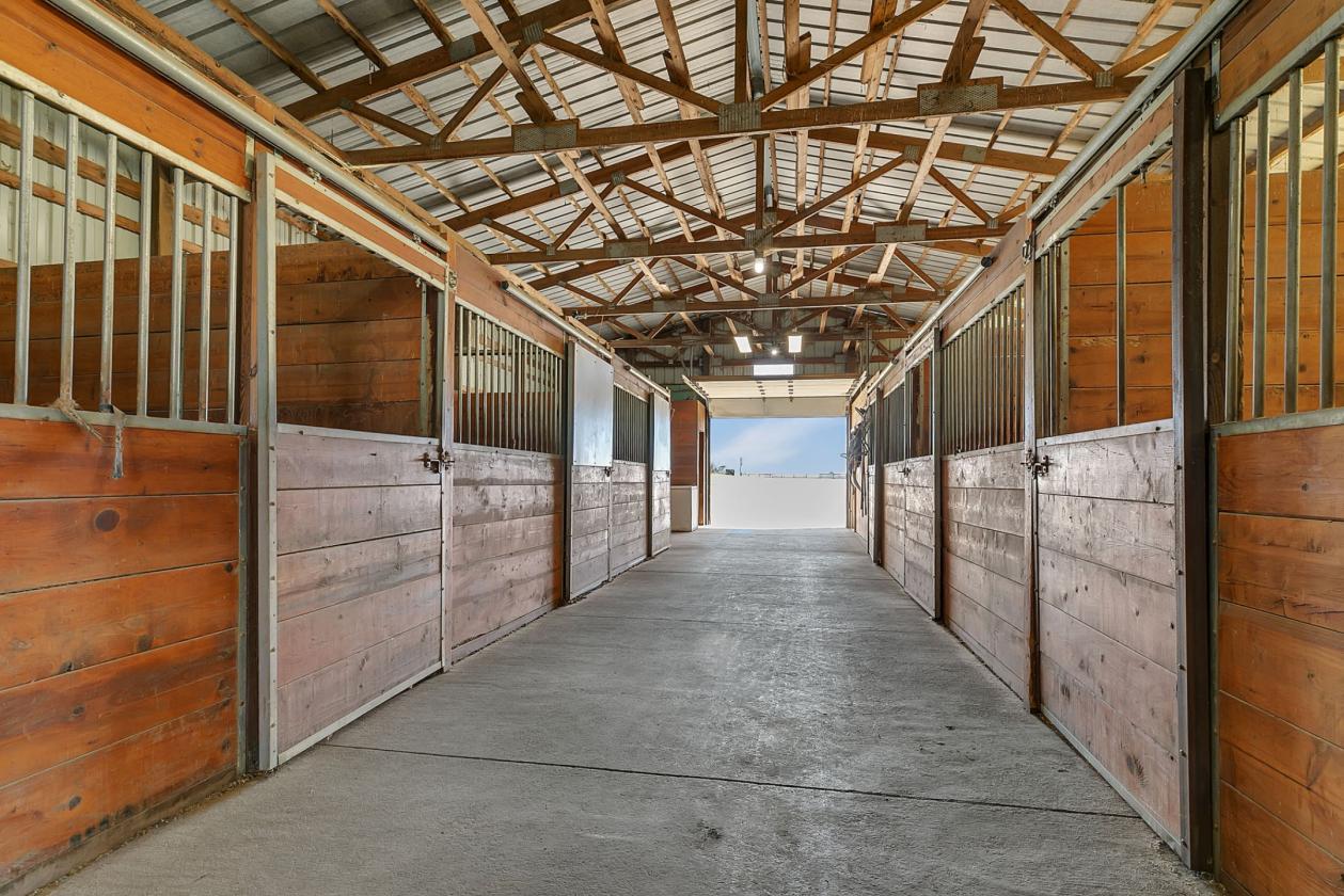 Serene Equestrian Property on over 17 acres! - photo 15