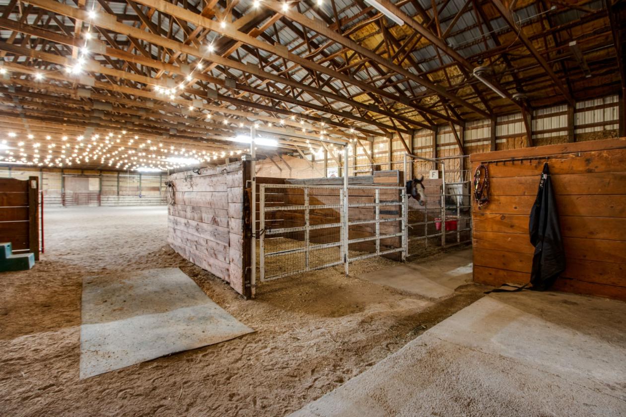 Exceptional 6.9-Acre Equestrian Property - photo 14