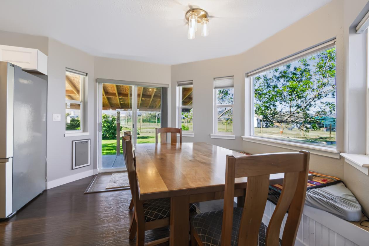 Charming Horse Property on 4.1 Acres - photo 17