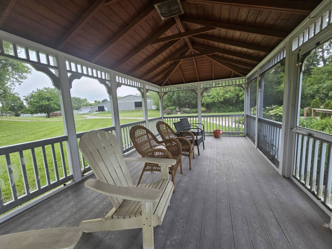 Exceptional 15-Acre Equestrian Facility! - photo 24