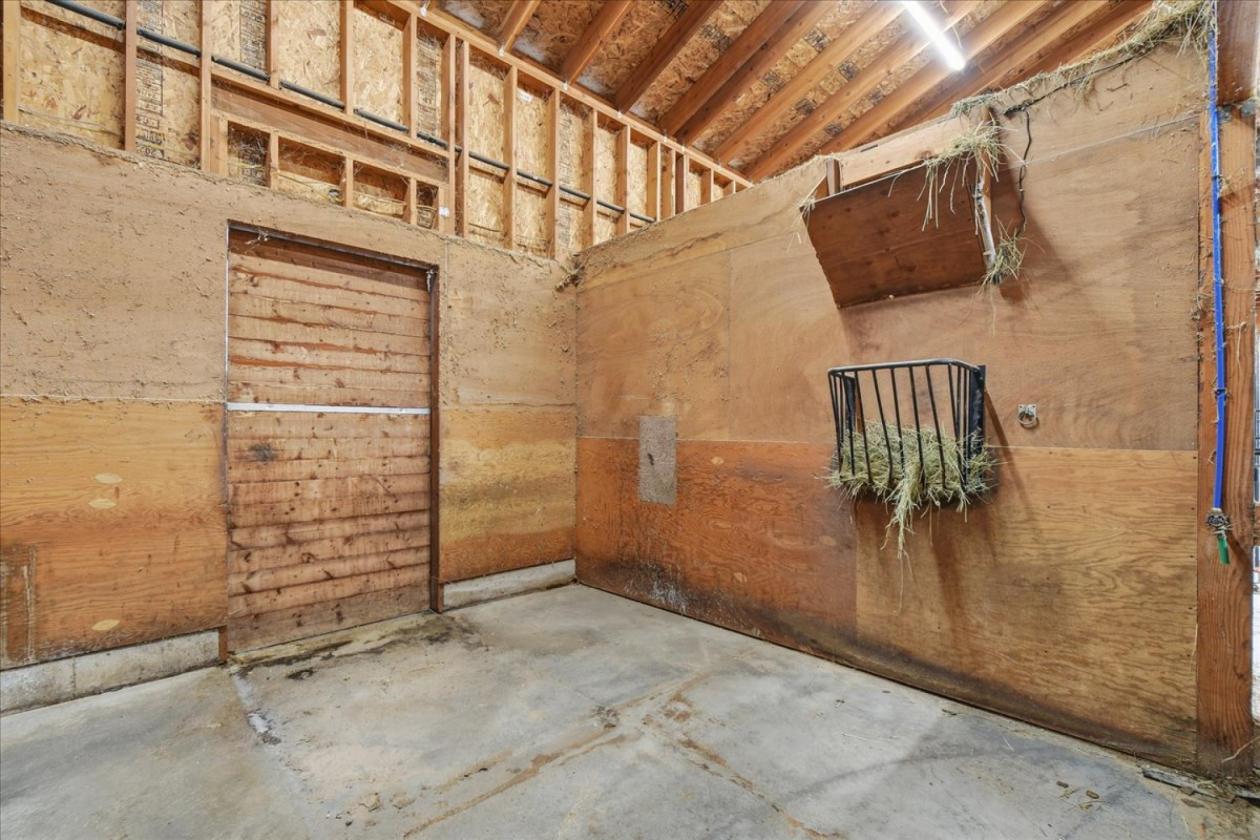Gated Luxury Equestrian Estate - photo 29