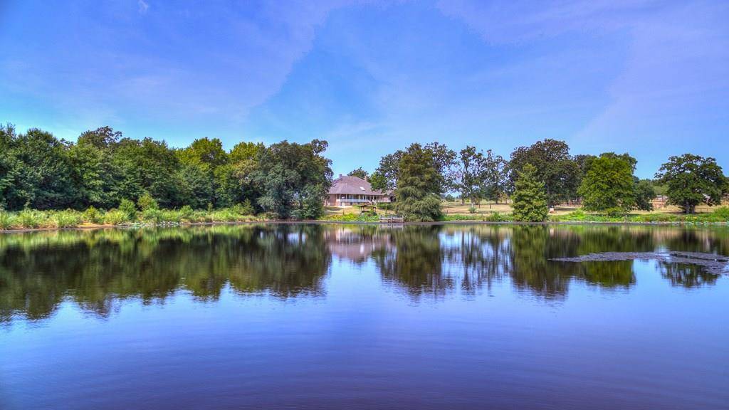 Pristine Ranch 354+ acres of rolling land w/5bed, 6bath 6,939 sq ft