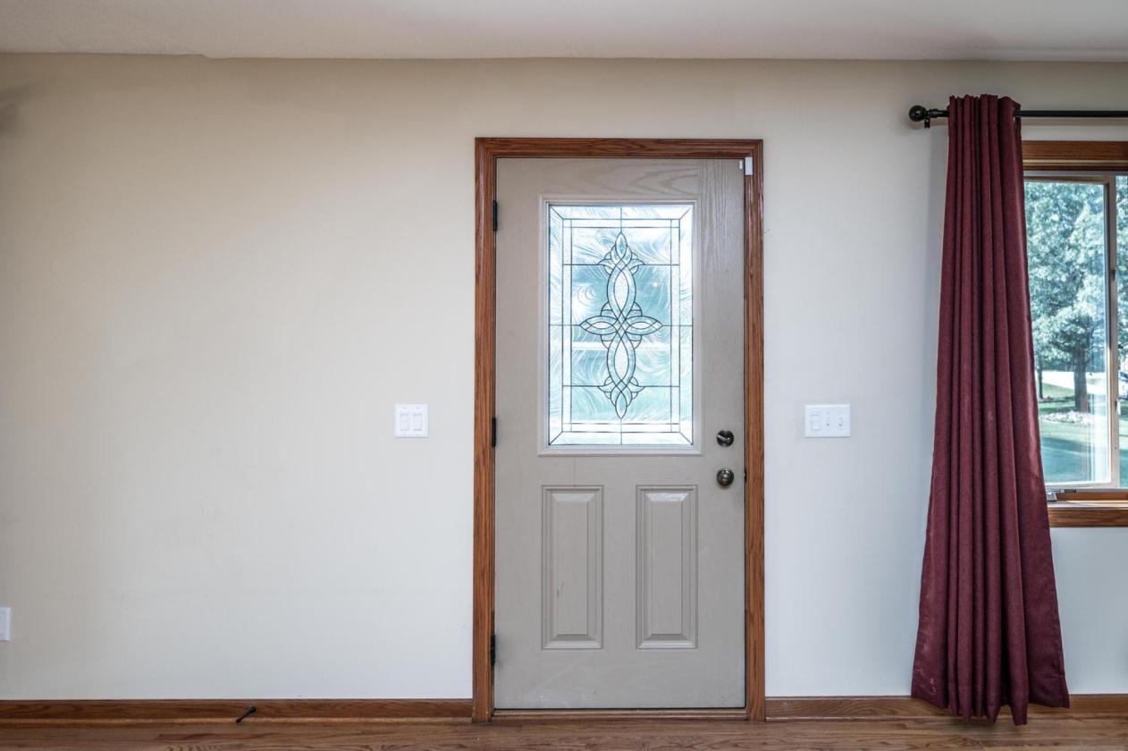 Updated Rambler on 6 acre small horse farm - photo 12