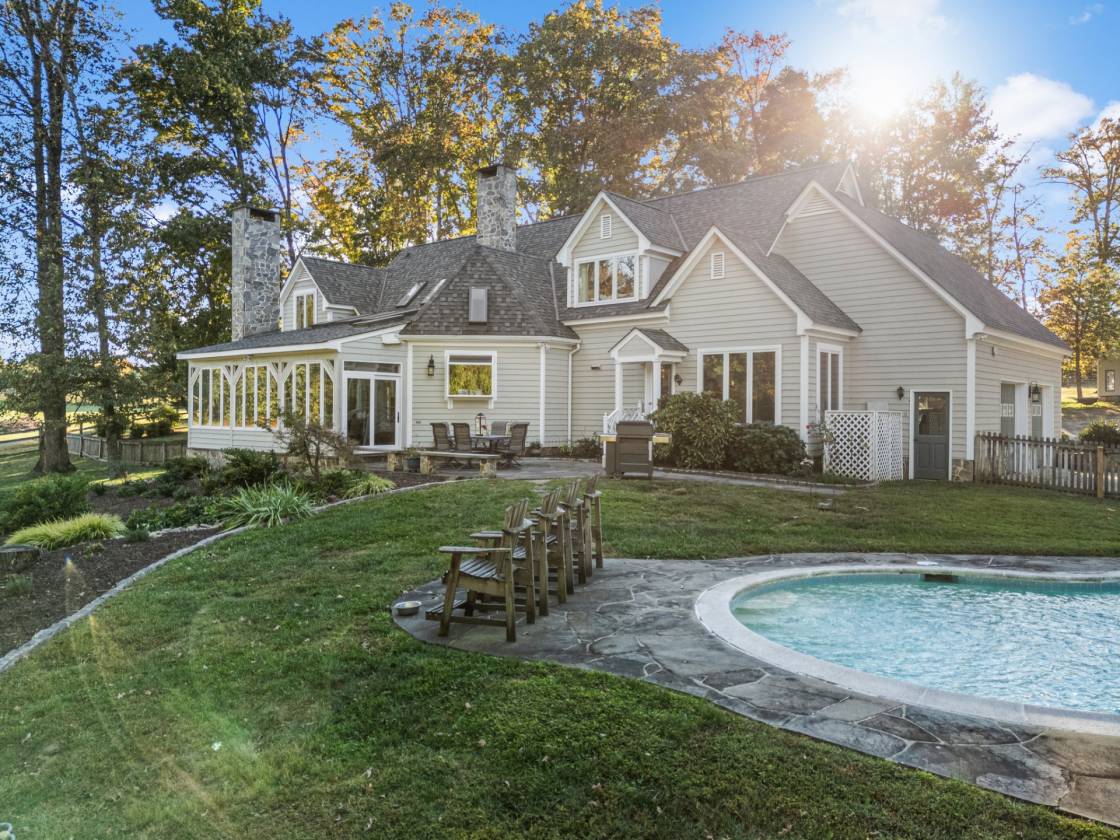 Distinguished Goochland Horse Farm - photo 12