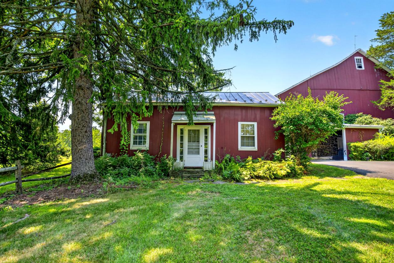 Rare Slice of Americana on 33 Acres - photo 17