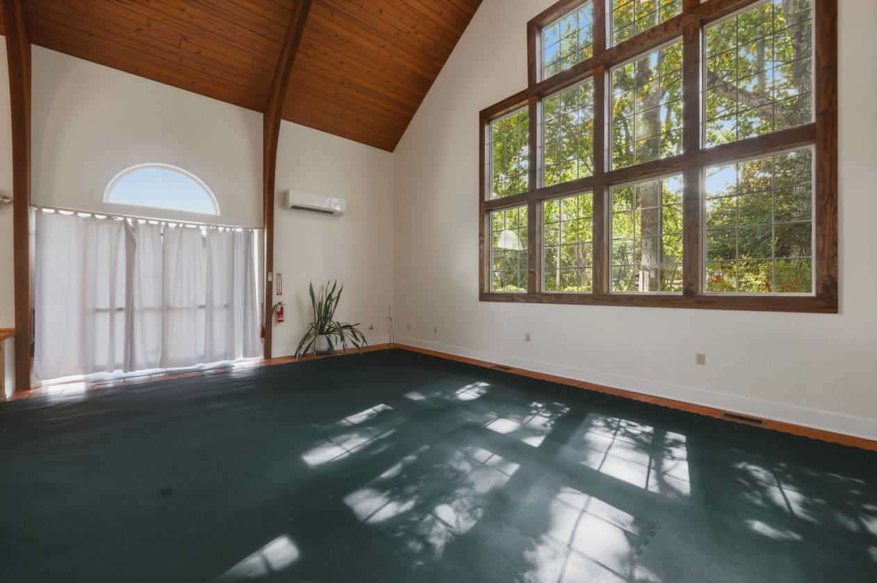 INCOME PRODUCING HORSE PROPERTY - photo 20