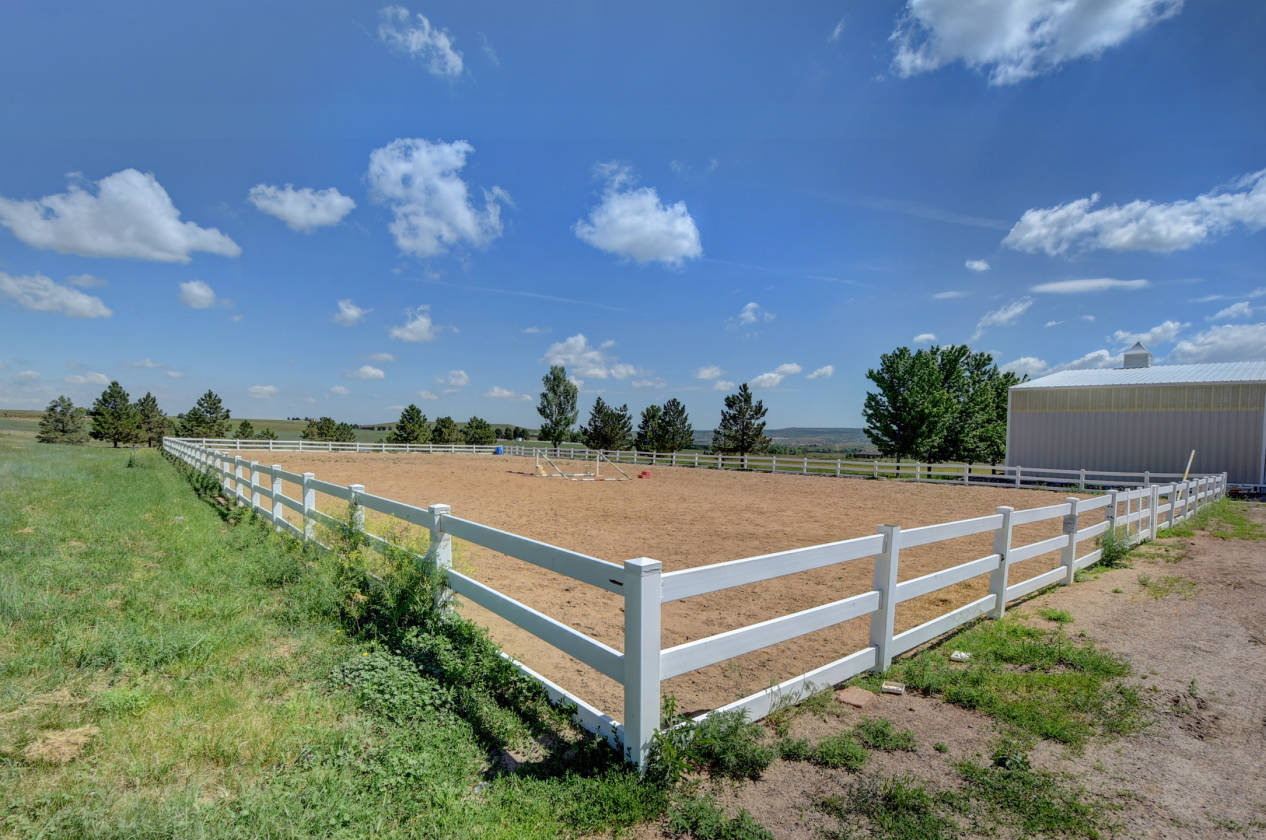 Luxury Equestrian Estate with Indoor Arena Sedalia, Douglas County