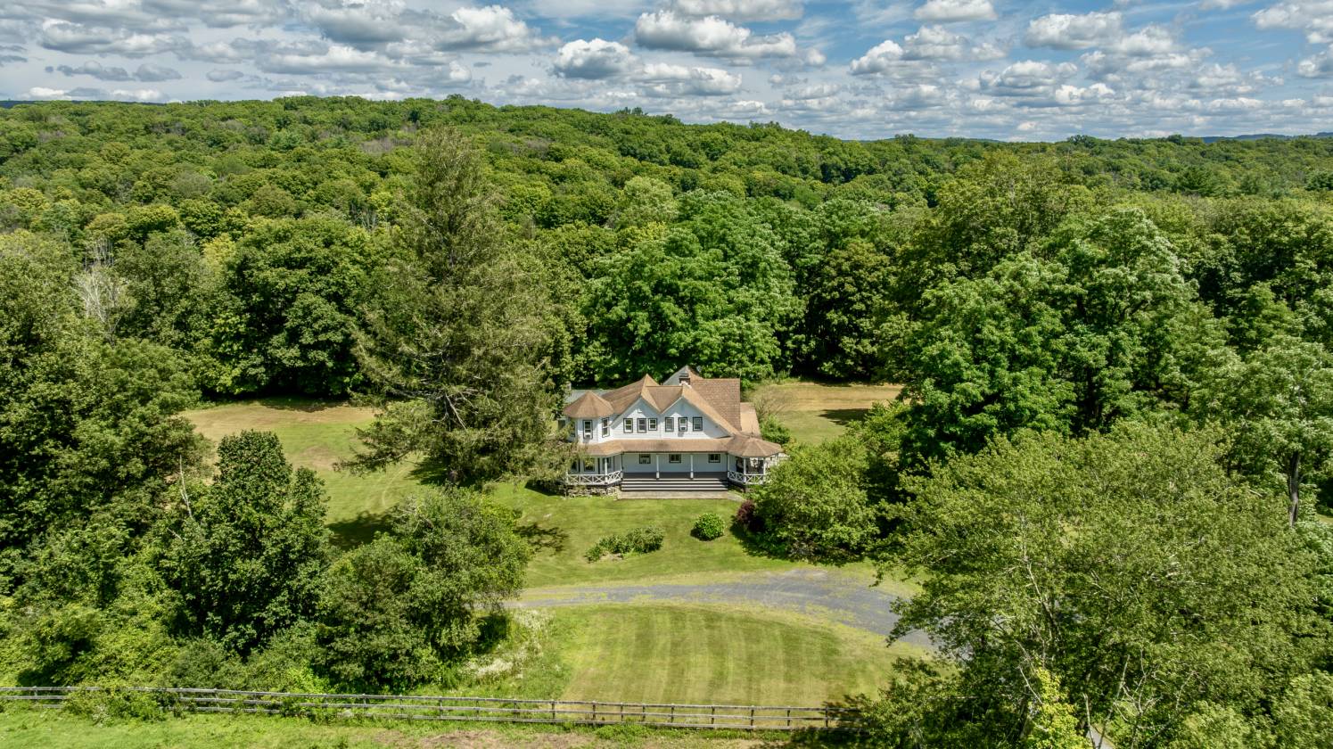 Horse Property for sale.