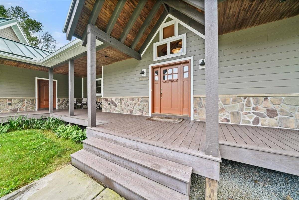 Pocono Mountains Lodge- Pending - photo 3