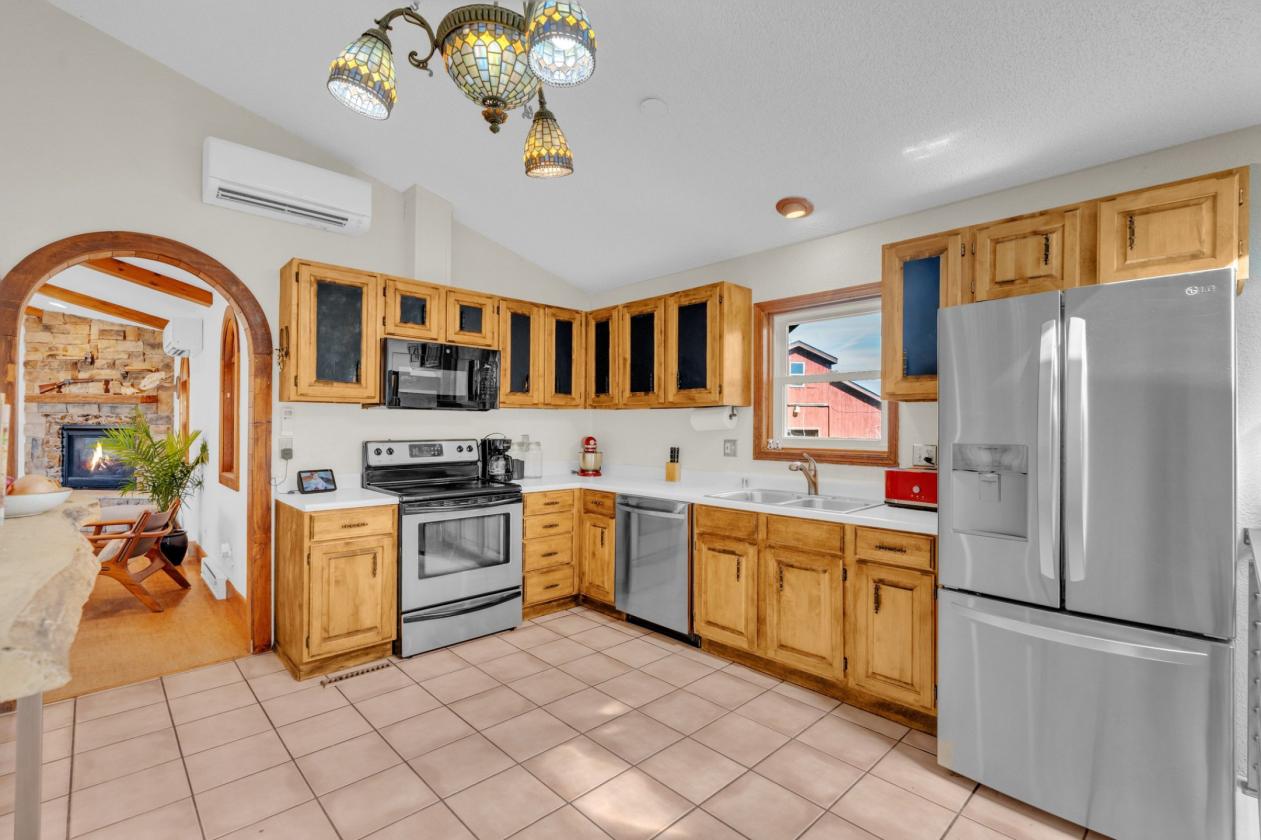 Close-in Equestrian Property! - photo 16