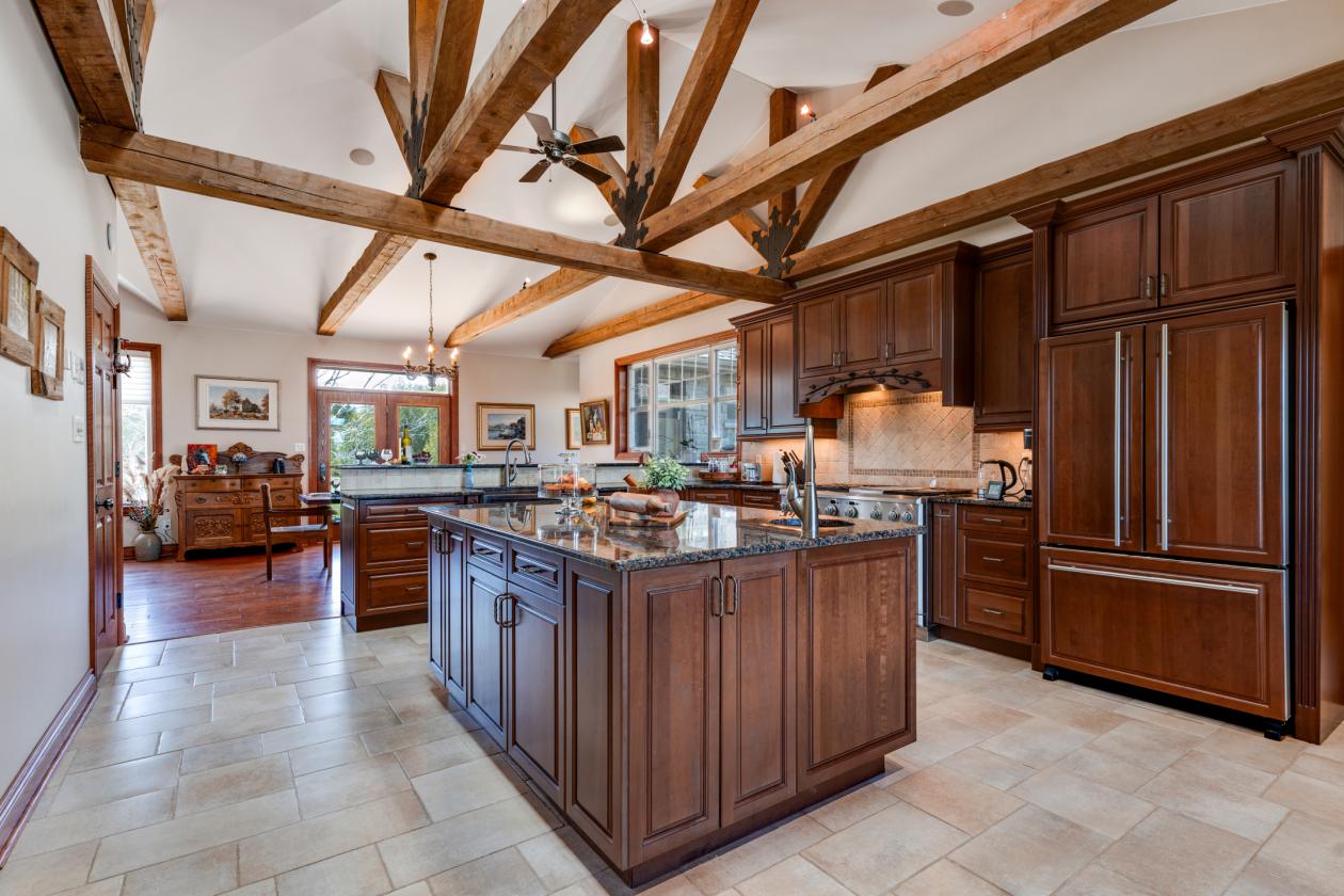LUXURIOUS 195 ACRE EQUESTRIAN ESTATE - photo 19
