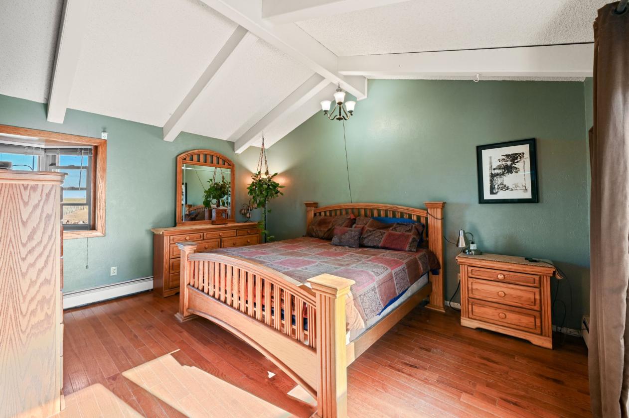 Boarding Facility - 40 stalls - 80 AC - 2 Homes - photo 19