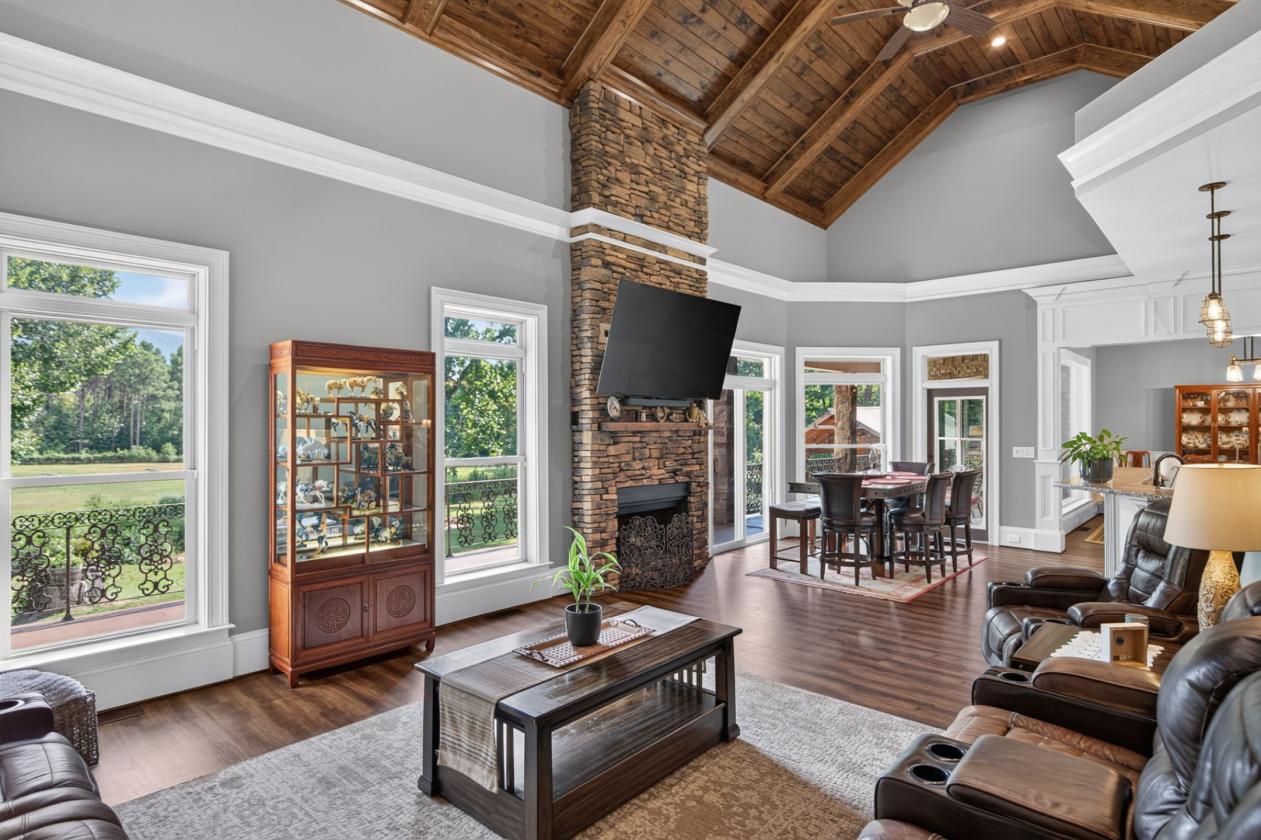 Luxury Horse Estate | Pool & Mountain Views - photo 20