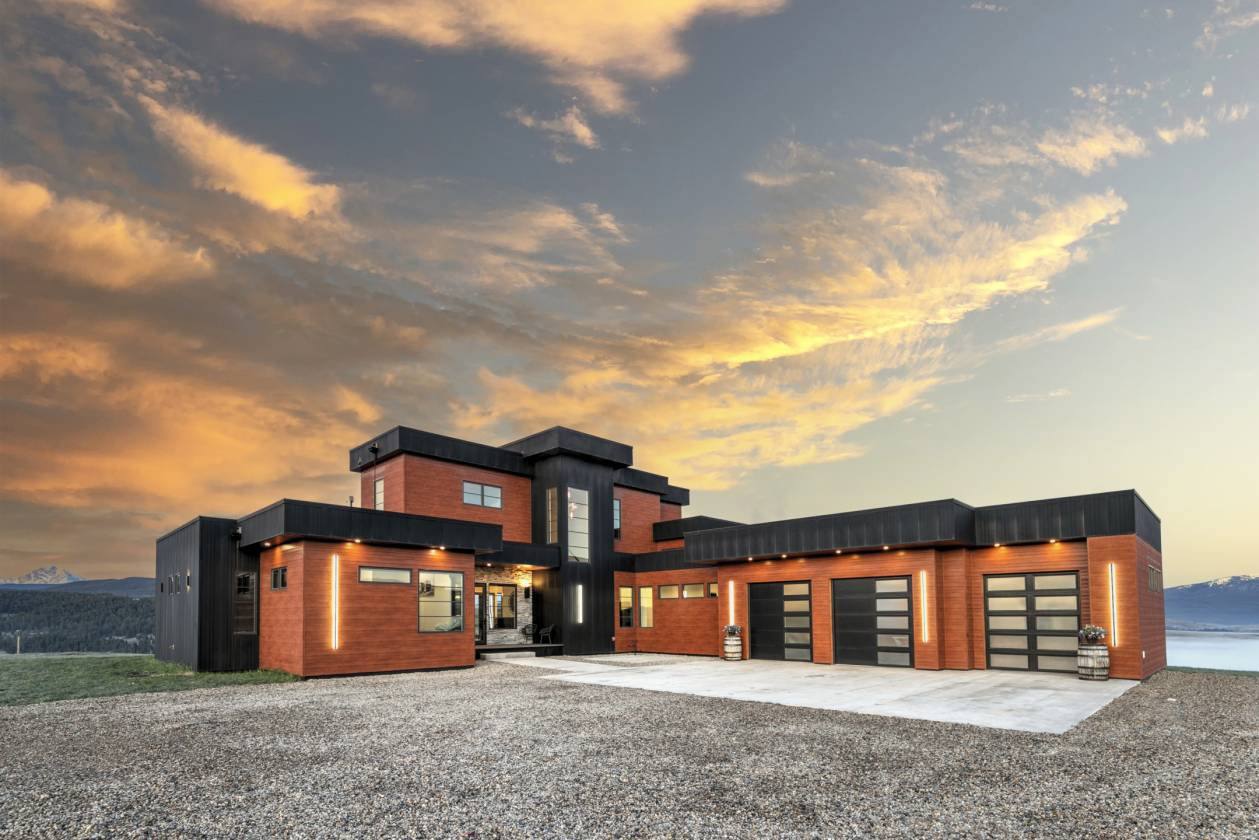 Horse Property for sale.