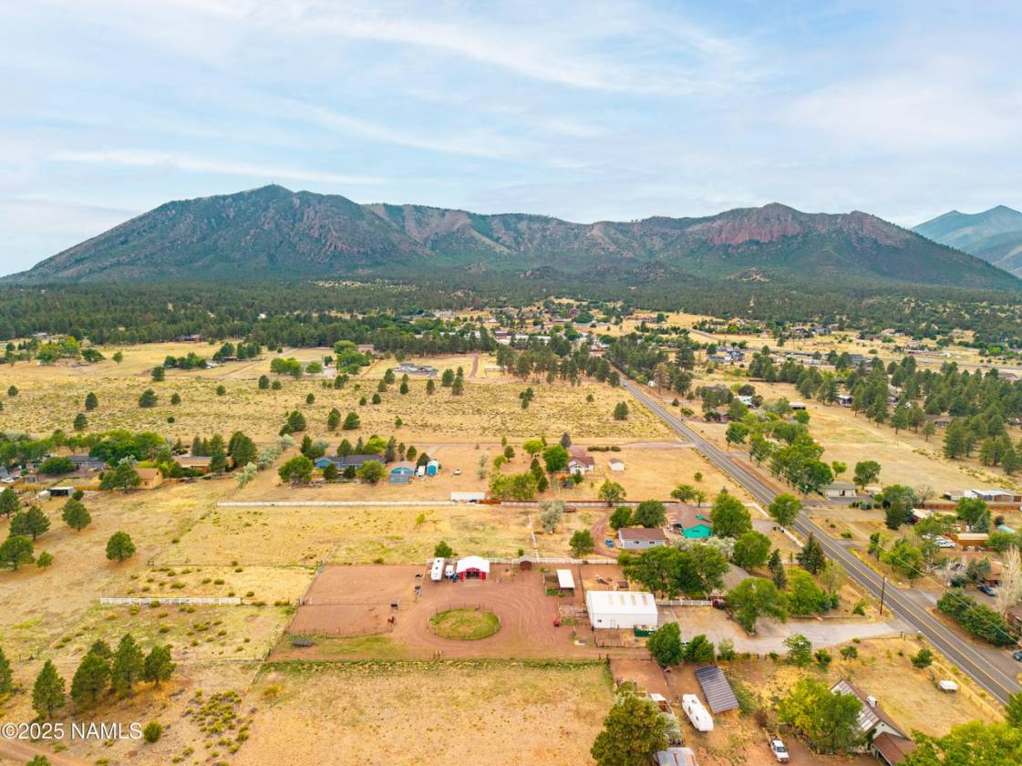 Horse Property for sale.