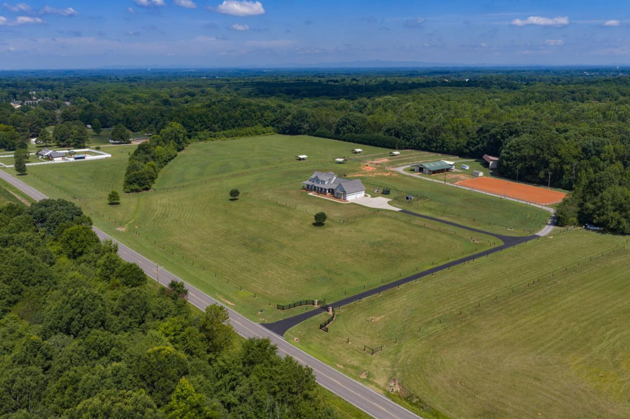 Luxury Equestrian Estate | 27 Acres - photo 17