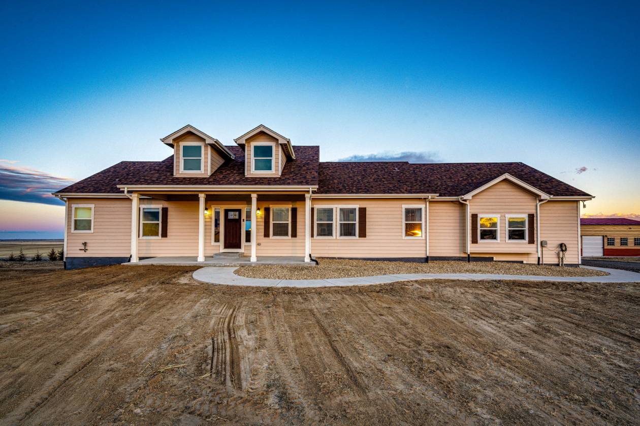 Horse Property for sale.