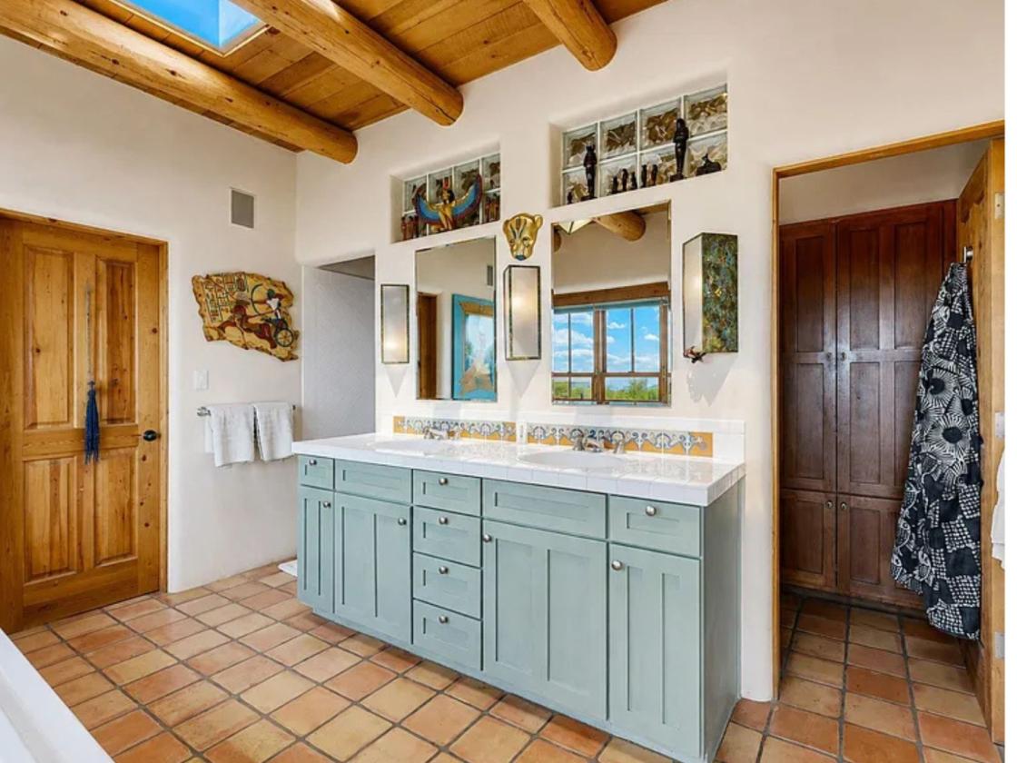 Established Santa Fe Equestrian Estate - photo 17