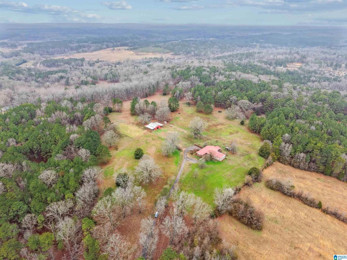 Equestrian Farm with Fantastic Mountain Views - photo 29