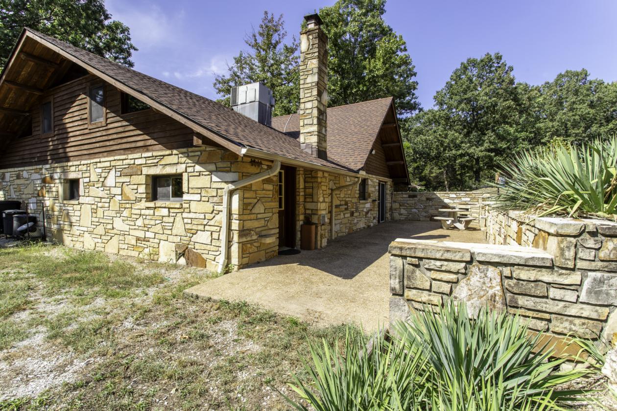 Luxury Timberframe Home with Horse Facilities - photo 4
