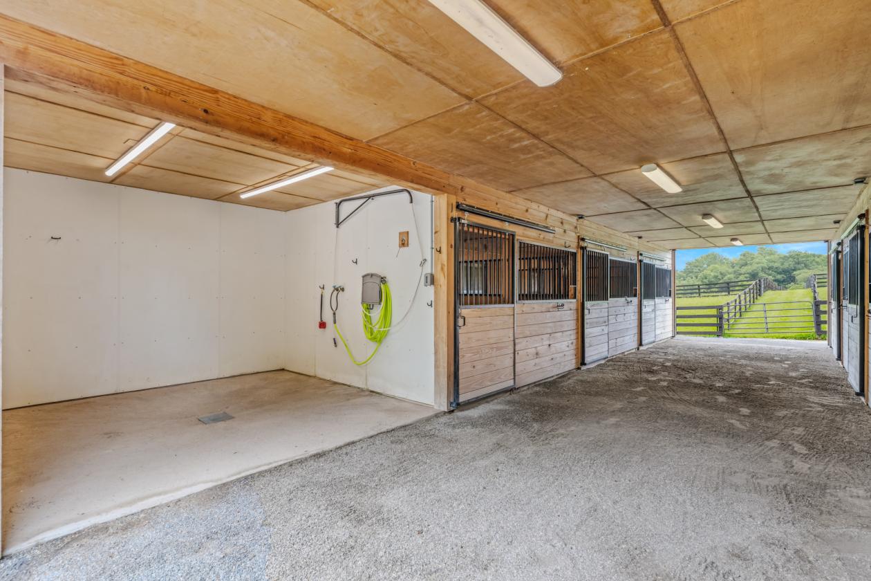20 Acre Horse Farm and beautiful home - photo 21