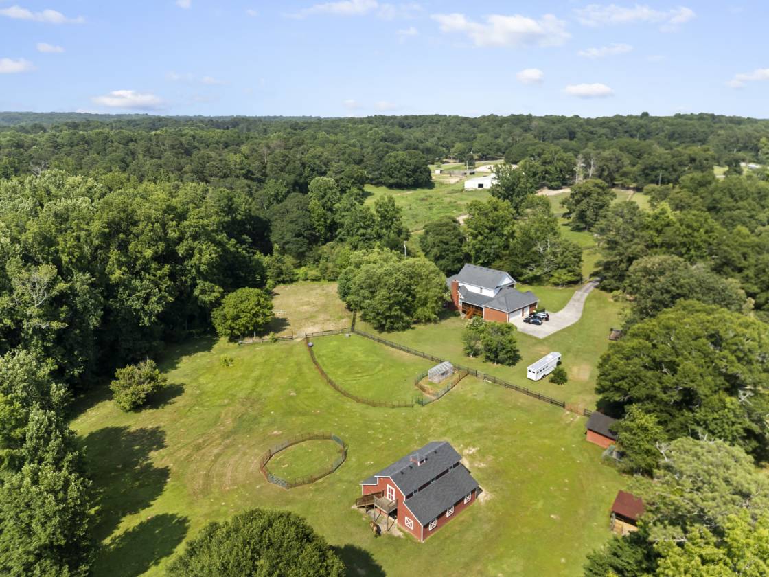 Horse Property for sale.